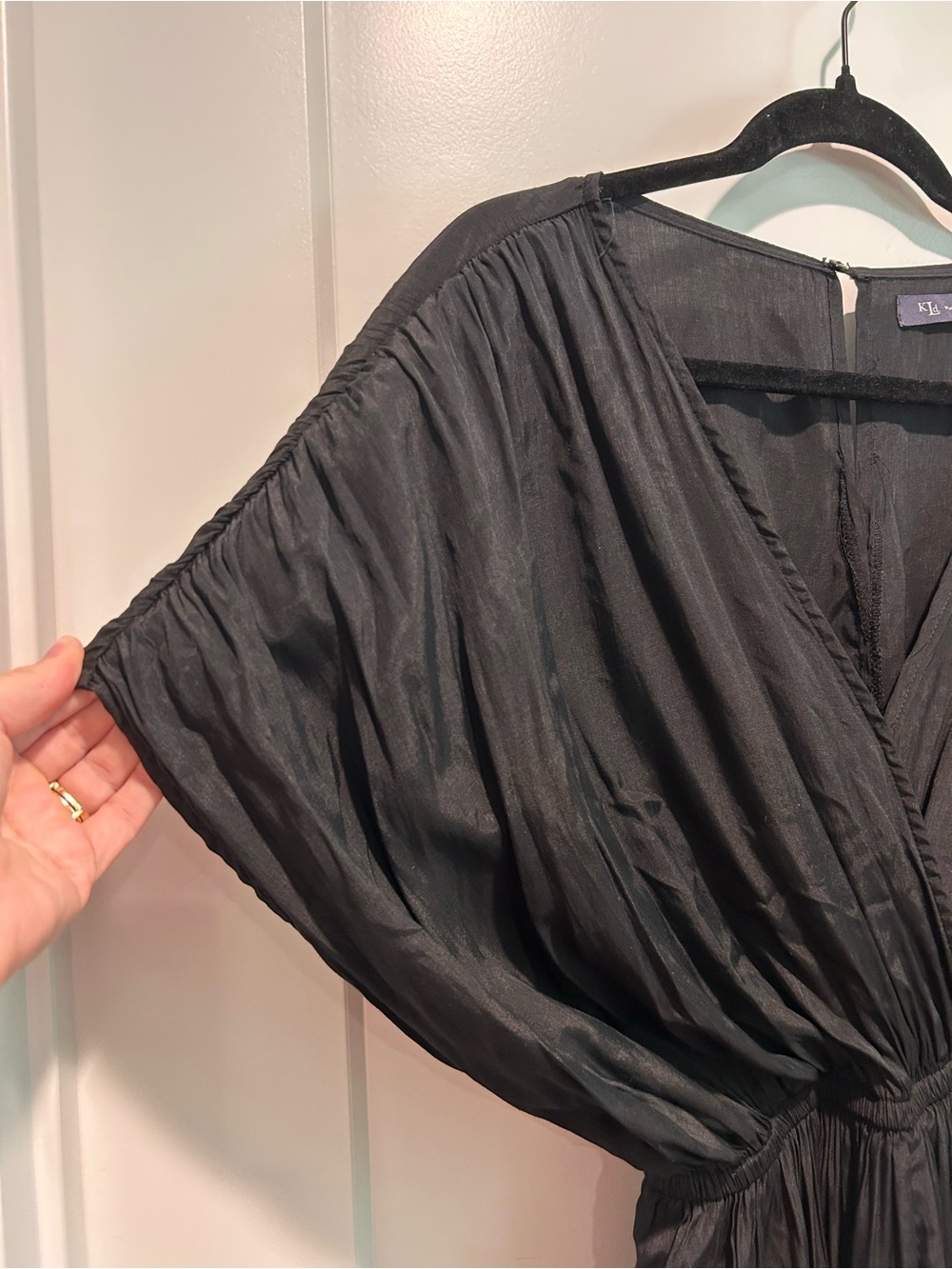 KLd Signature Black Palazzo Jumpsuit Wide Leg High Slit Romper Size Small - Picture 6 of 14